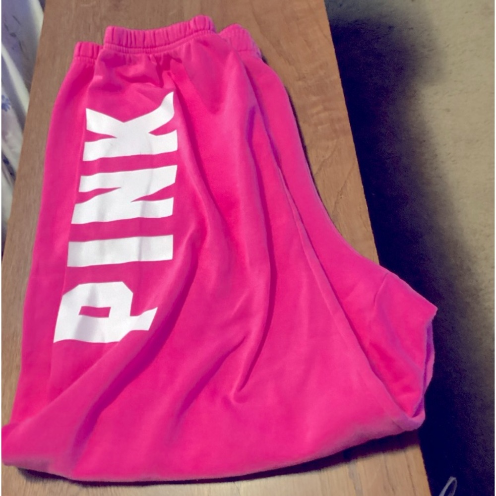 Victoria’s Secret-PINK joggers